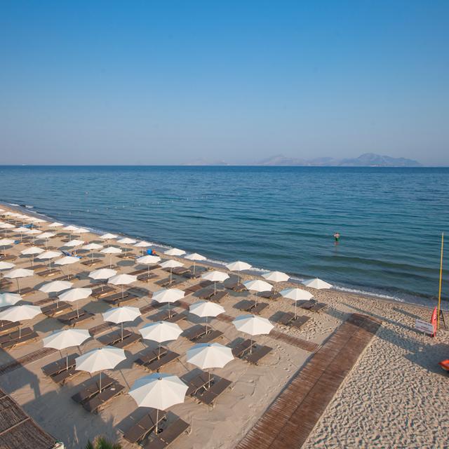 Je bekijkt nu Hotel & Bungalows Caravia Beach