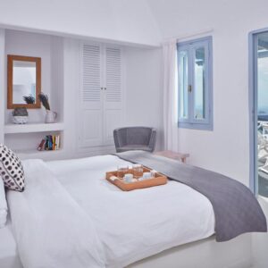 Lees meer over het artikel Hotel Cliff Side Suites
