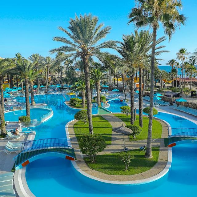 Je bekijkt nu Hotel Riadh Palms