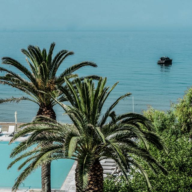 Je bekijkt nu Domes of Corfu Autograph Collection