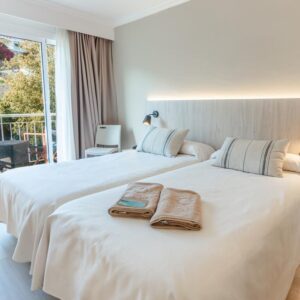 Lees meer over het artikel Minura Cala Galdana & Apartamentos d’Aljandar