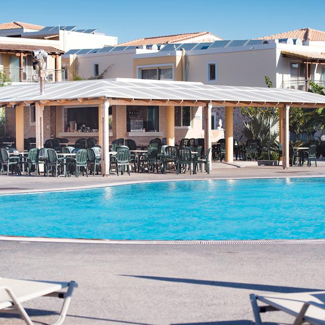 Je bekijkt nu Hotel Grand Blue Beach Resort